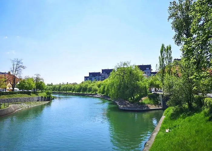 Daire Krakovo By The River Ljubljana