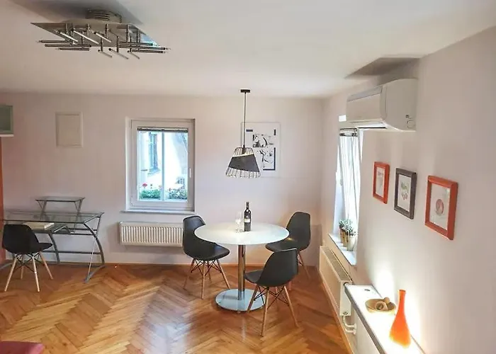 Krakovo By The River Daire *